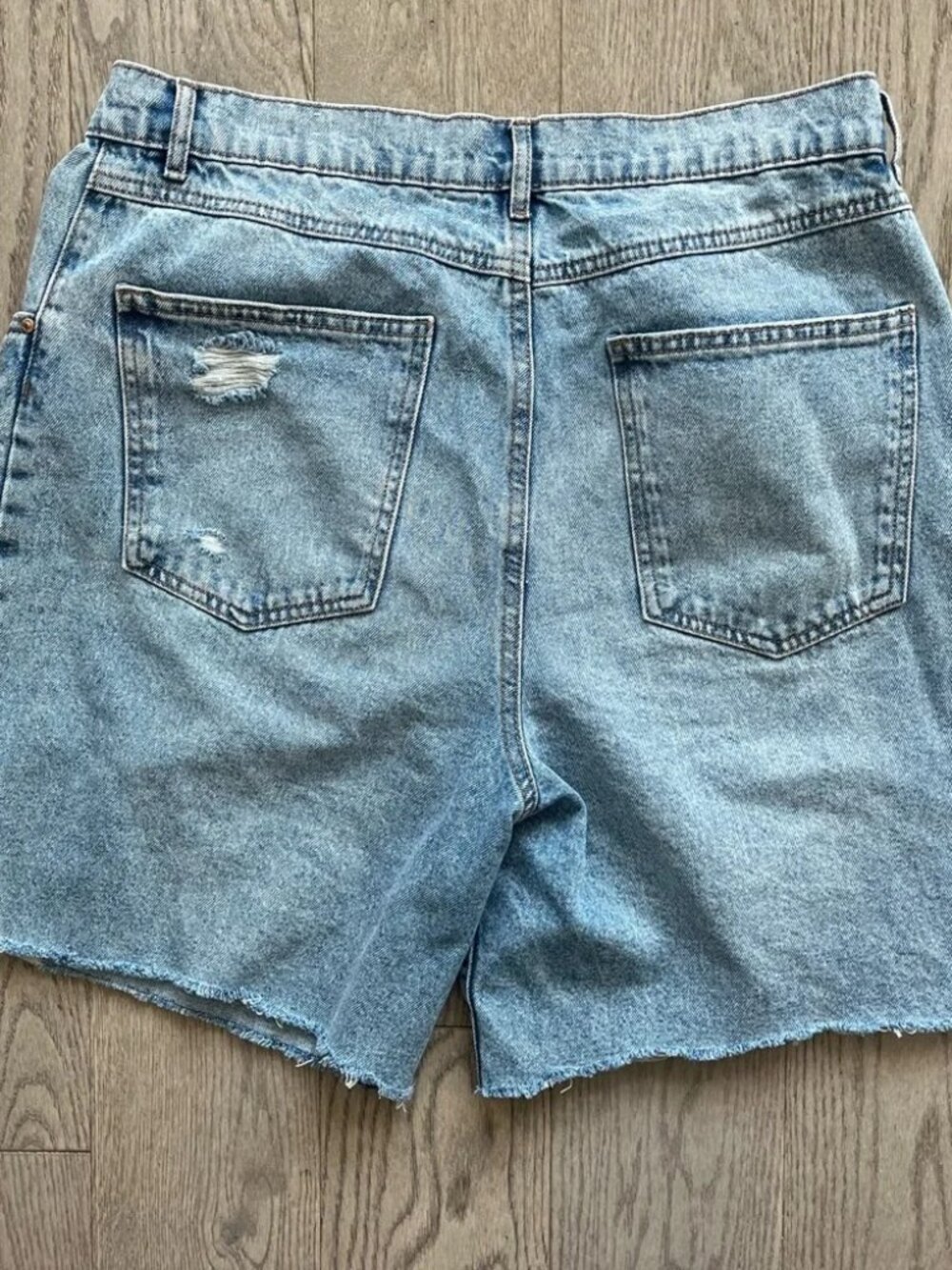 Ardene Women's Light Blue High Rise Bermuda Jean Shorts in size 13 - Picture 6 of 7